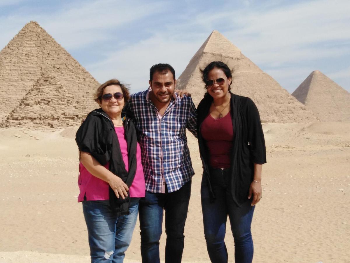 Queen Pyramids View Inn Kafret el-Gabal Exteriör bild